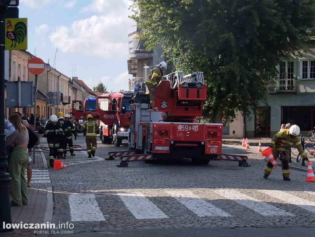 Ponowny pożar kamienicy przy Nowym Rynku