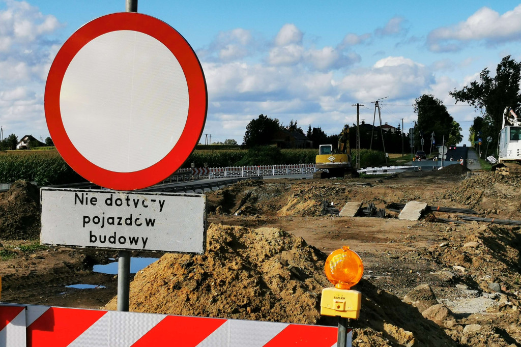 Prace na DW 584 Łowicz - Sanniki