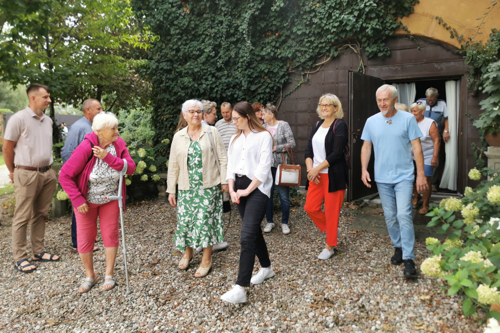 Zwiedzanie zamku prymasowskiego w Łowiczu