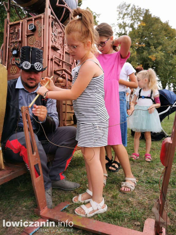 Piknik Artmachiny w Głownie.