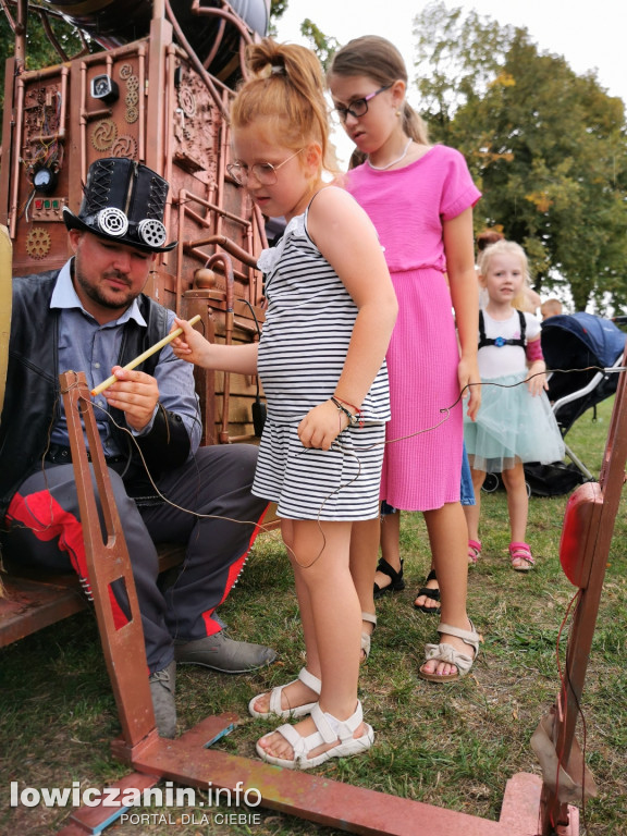 Piknik Artmachiny w Głownie.