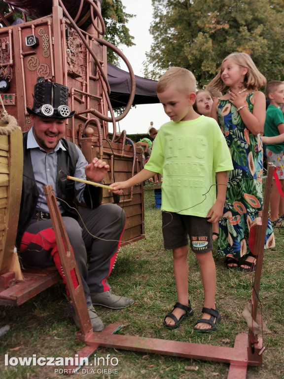 Piknik Artmachiny w Głownie.