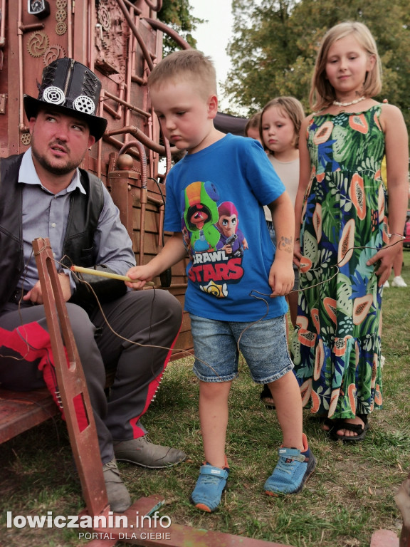 Piknik Artmachiny w Głownie.