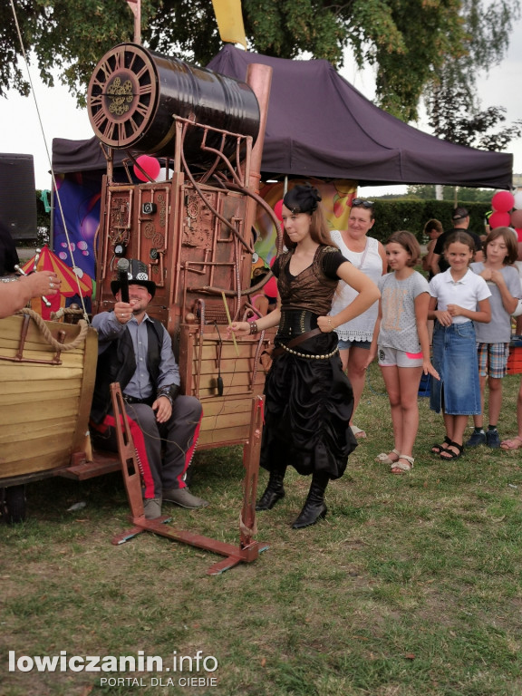 Piknik Artmachiny w Głownie.