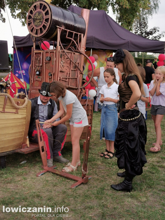 Piknik Artmachiny w Głownie.