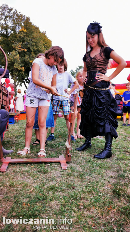Piknik Artmachiny w Głownie.