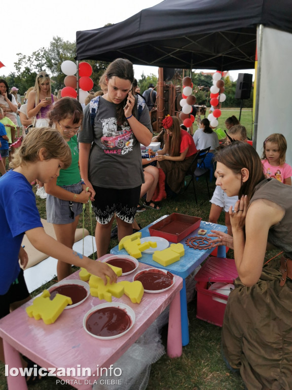 Piknik Artmachiny w Głownie.