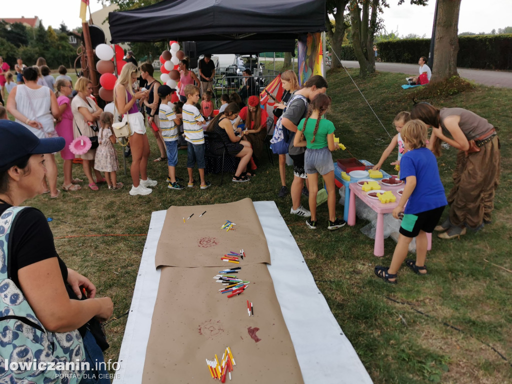 Piknik Artmachiny w Głownie.