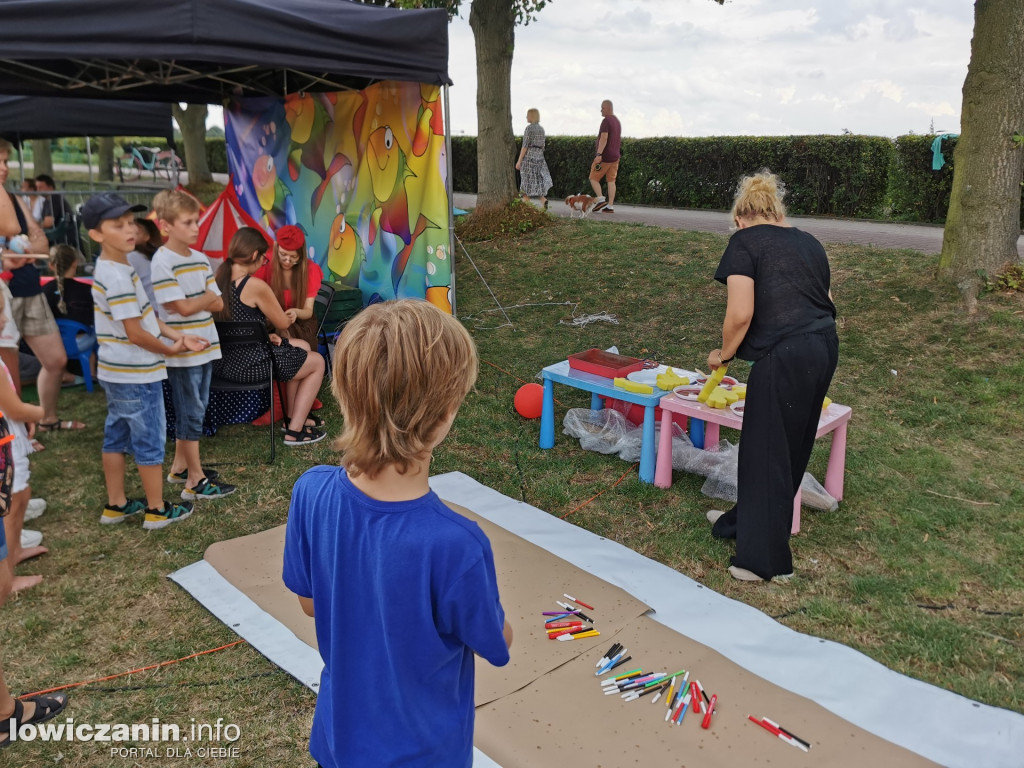 Piknik Artmachiny w Głownie.