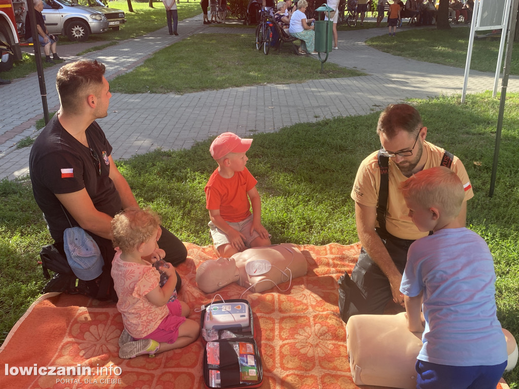 Piknik rodzinny na Os. Starzyńskiego w Łowiczu