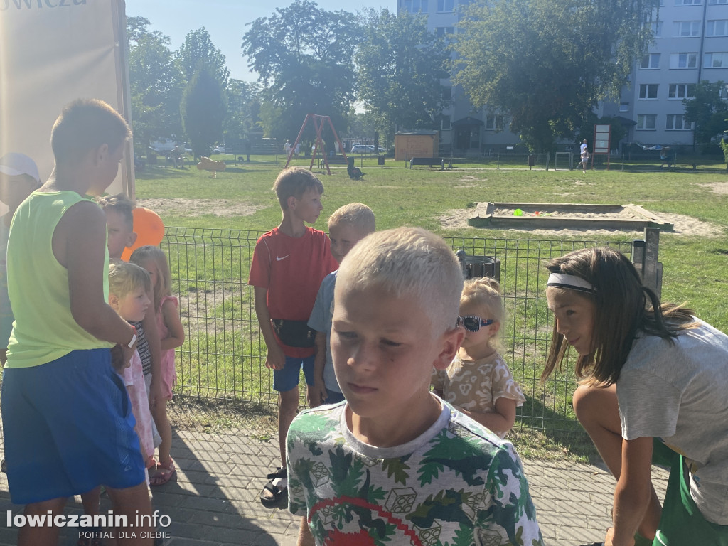 Piknik rodzinny na Os. Starzyńskiego w Łowiczu
