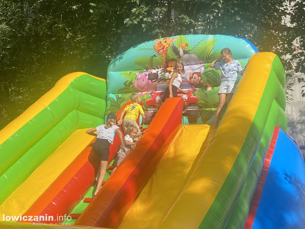 Piknik rodzinny na Os. Starzyńskiego w Łowiczu