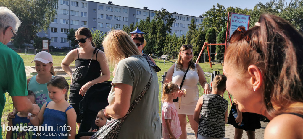 Piknik rodzinny na Os. Starzyńskiego w Łowiczu