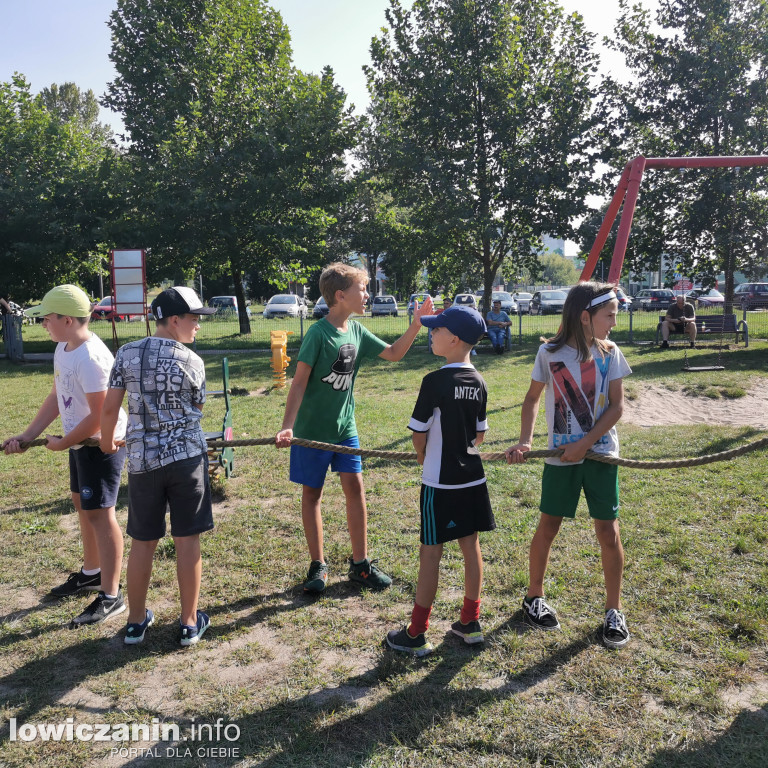 Piknik rodzinny na Os. Starzyńskiego w Łowiczu
