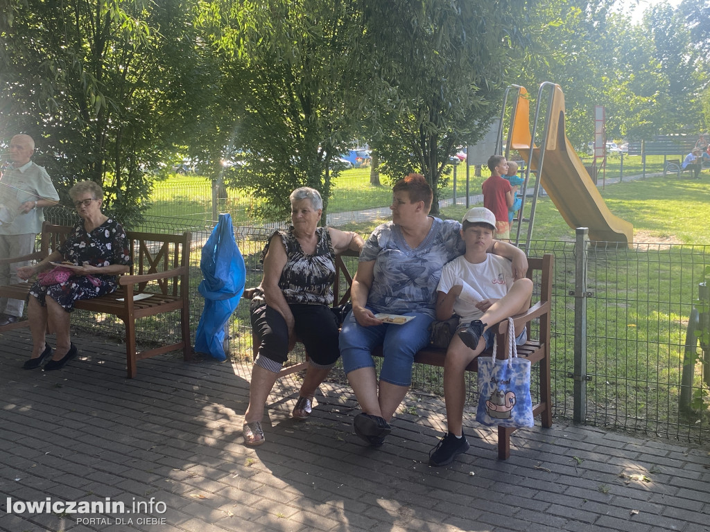 Piknik rodzinny na Os. Starzyńskiego w Łowiczu
