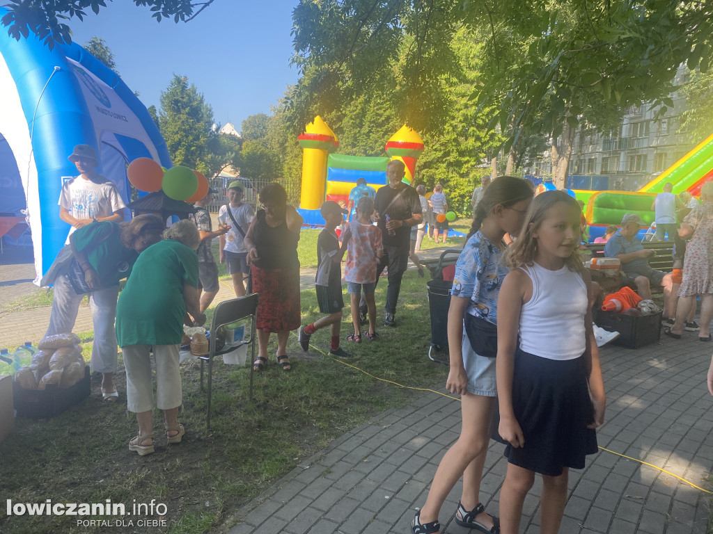 Piknik rodzinny na Os. Starzyńskiego w Łowiczu