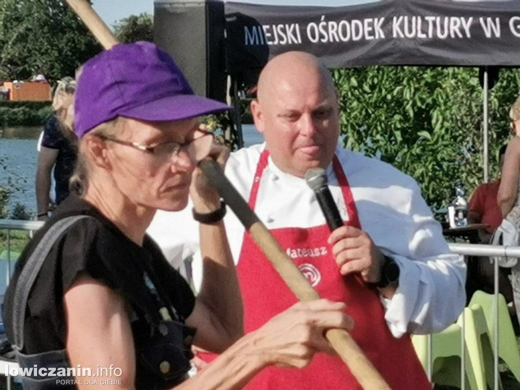 Upalne Święto Głowna nad zalewem Mrożyczka