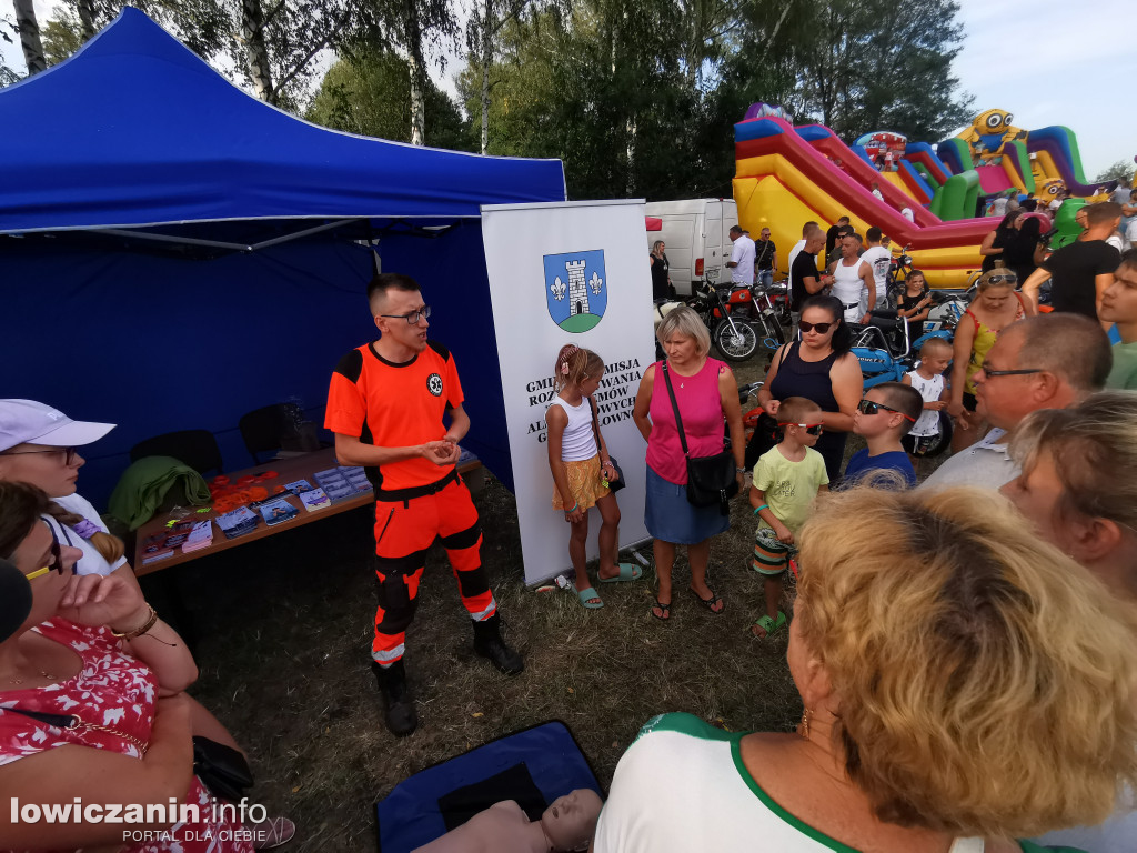 Barwne stoiska Kół Gospodyń Wiejskich na Święcie Gminy Głowno