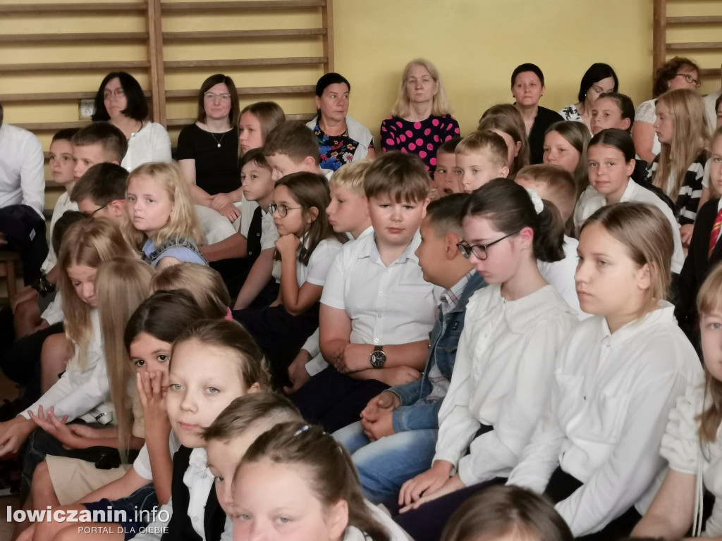 Rozpoczęcie roku szkolnego w SP 3 w Łowiczu