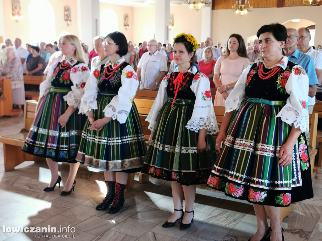 Dożynki w parafii pw. Chrystusa Dobrego Pasterza w Łowiczu.