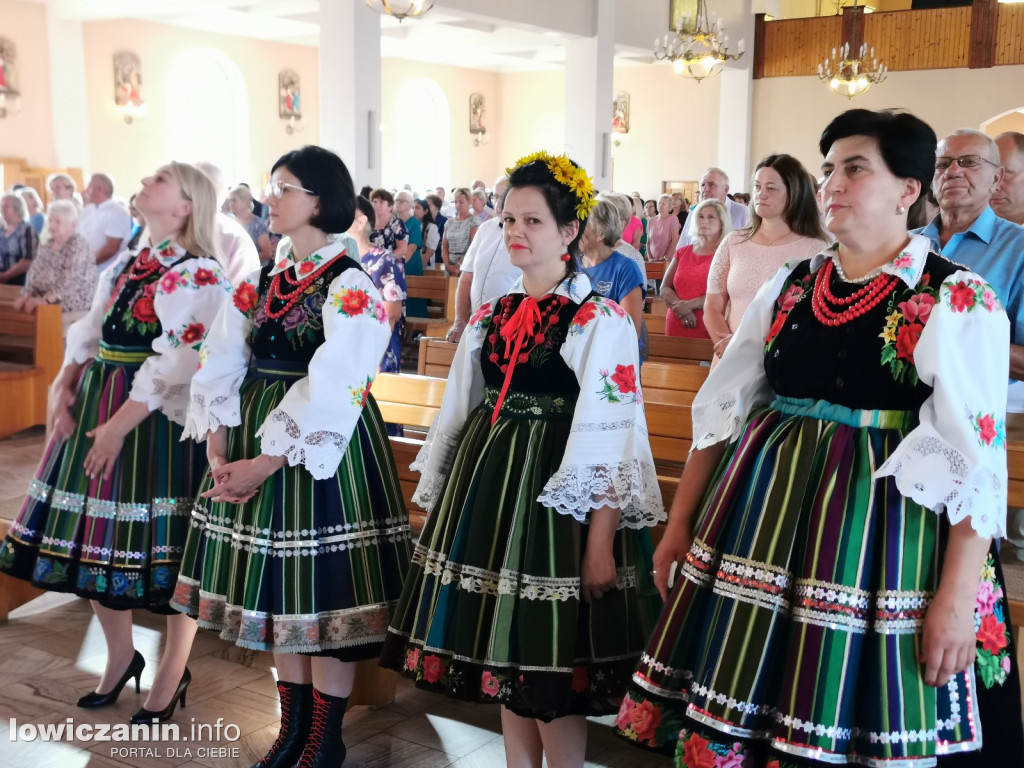 Dożynki w parafii pw. Chrystusa Dobrego Pasterza w Łowiczu.