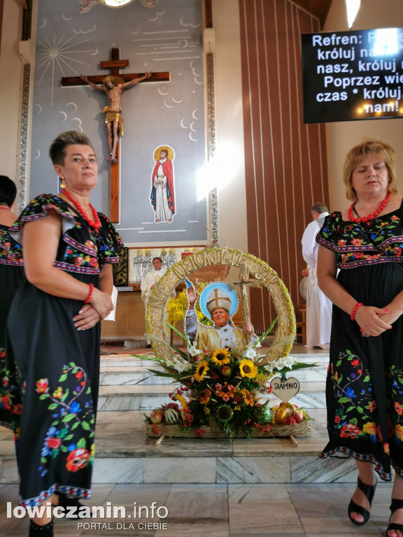 Dożynki w parafii pw. Chrystusa Dobrego Pasterza w Łowiczu.