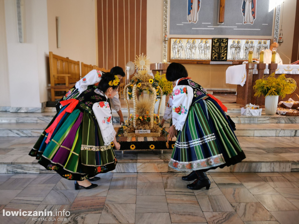 Dożynki w parafii pw. Chrystusa Dobrego Pasterza w Łowiczu.