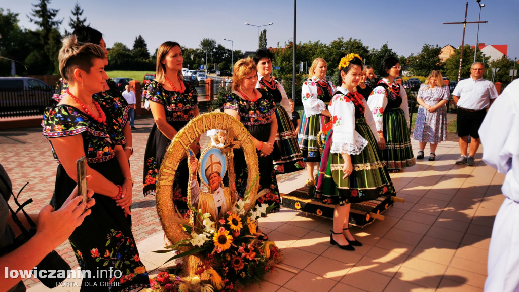 Dożynki w parafii pw. Chrystusa Dobrego Pasterza w Łowiczu.