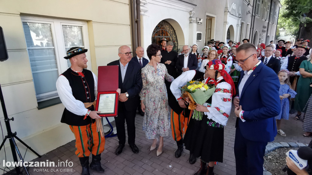 Uroczyste odsłonięcie Gwiozd Łowickich