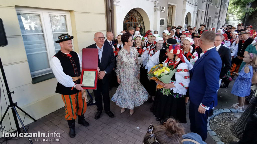 Uroczyste odsłonięcie Gwiozd Łowickich