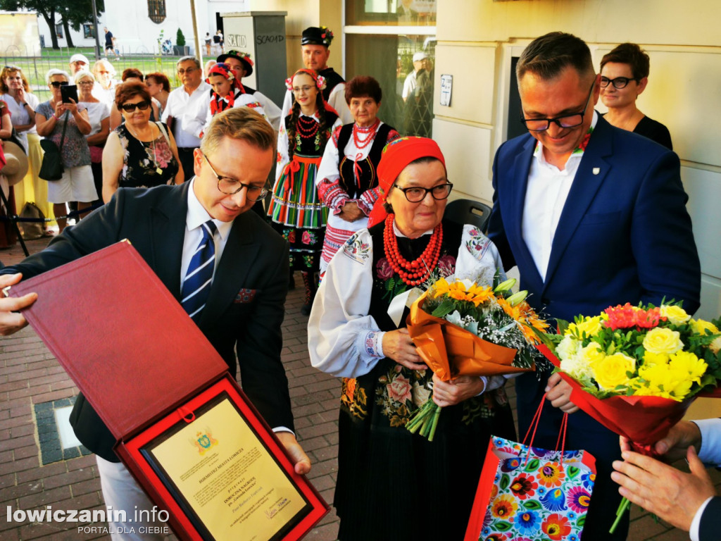 Uroczyste odsłonięcie Gwiozd Łowickich