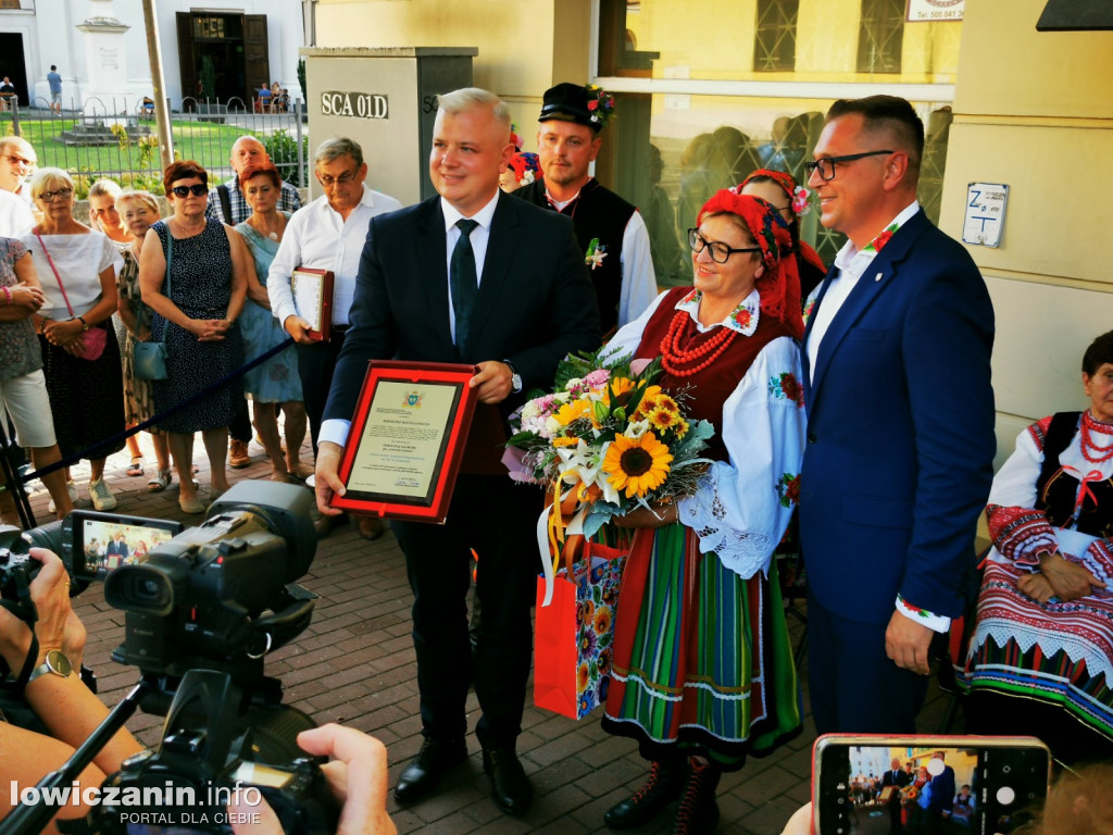 Uroczyste odsłonięcie Gwiozd Łowickich