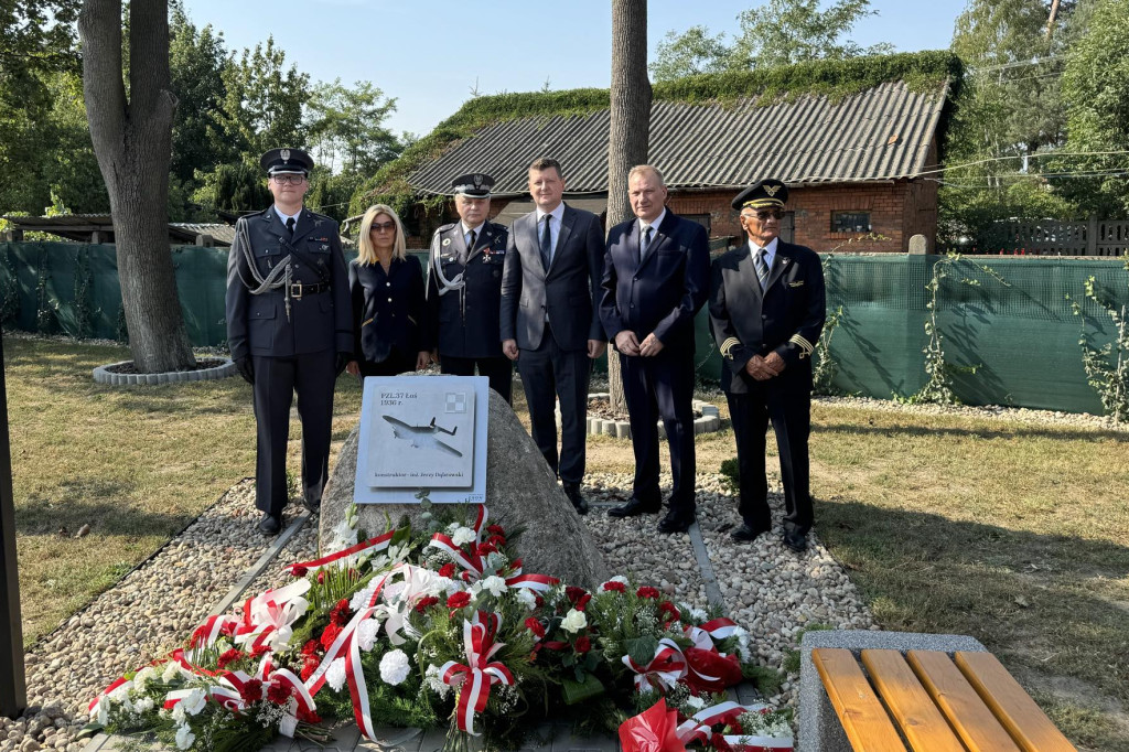 Bełchów. Spotkanie z okazji 125. rocznicy urodzin J. Dąbrowskiego