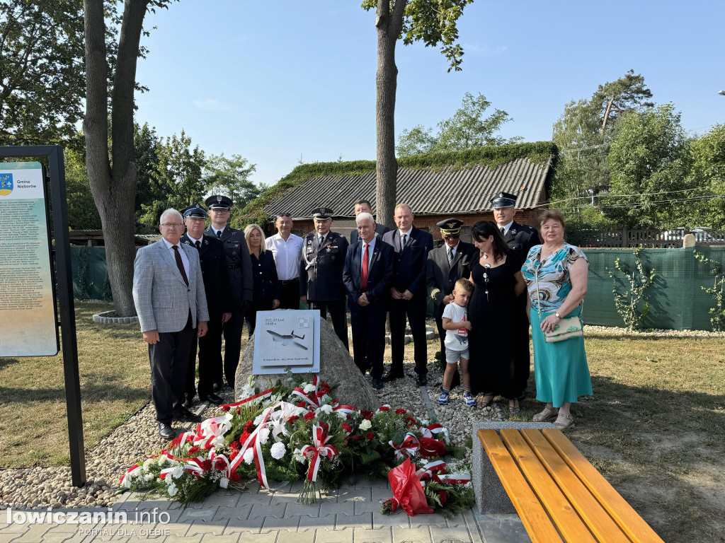 Bełchów. Spotkanie z okazji 125. rocznicy urodzin J. Dąbrowskiego