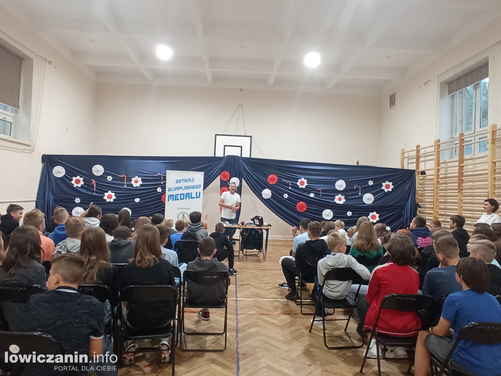 Mistrz Olimpijski odwiedził SP nr 1 w Łowiczu