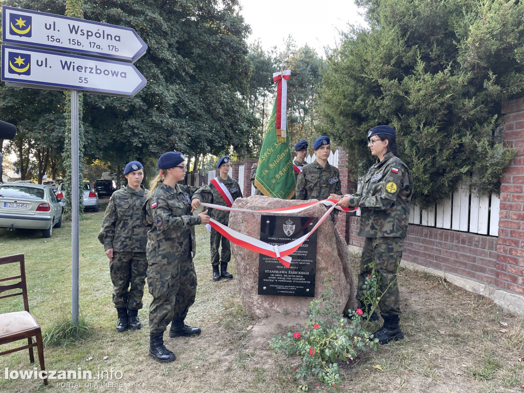 Dobieszków upamiętnił powstańców pomnikiem