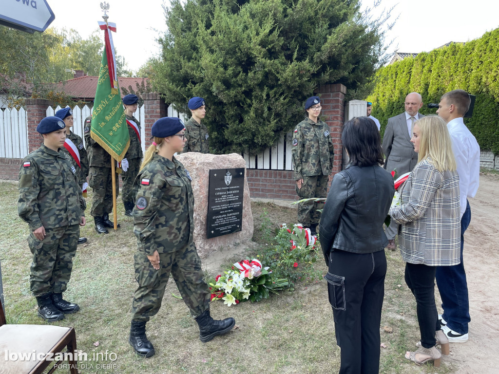 Dobieszków upamiętnił powstańców pomnikiem