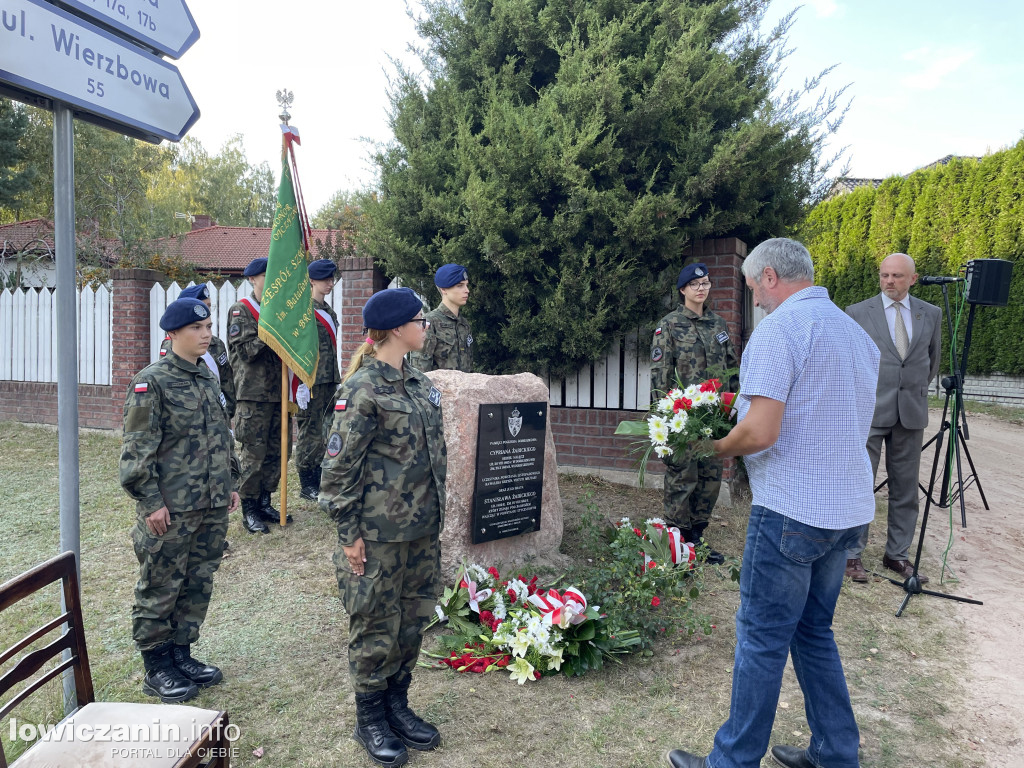 Dobieszków upamiętnił powstańców pomnikiem