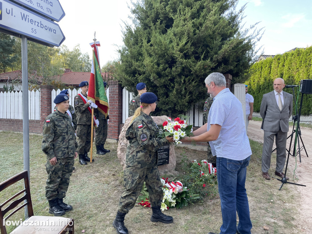 Dobieszków upamiętnił powstańców pomnikiem