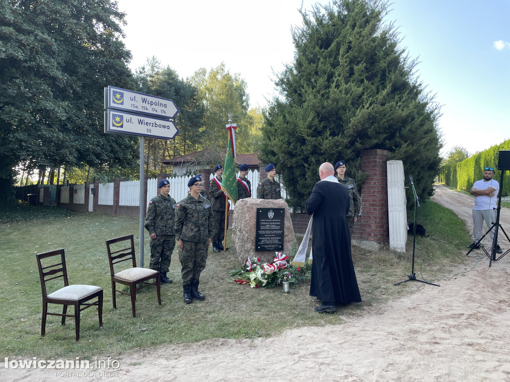 Dobieszków upamiętnił powstańców pomnikiem