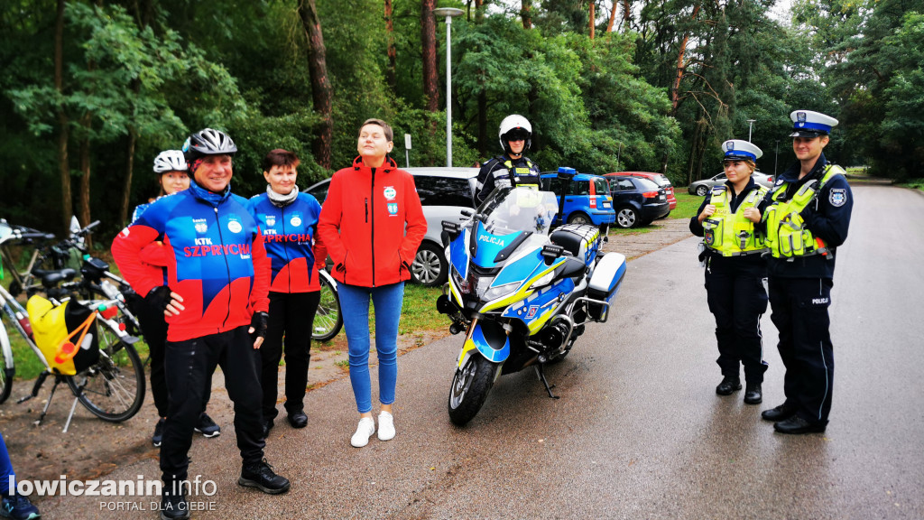 Ruszył rajd rowerowy z Lasku Miejskiego w Łowiczu