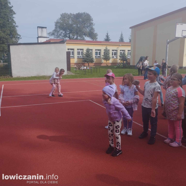 Akcja sprzątania świata w Dąbkowicach