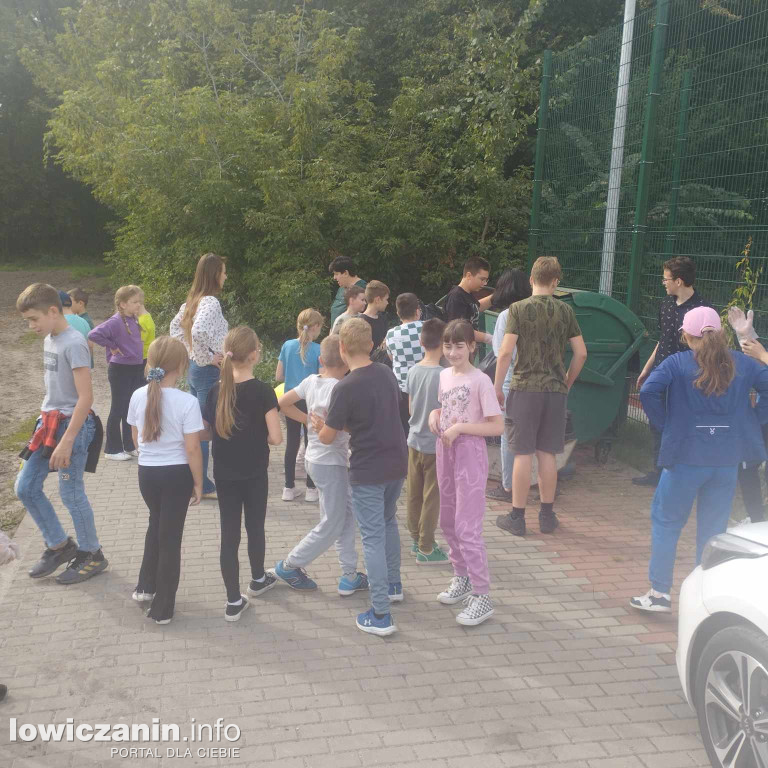Akcja sprzątania świata w Dąbkowicach