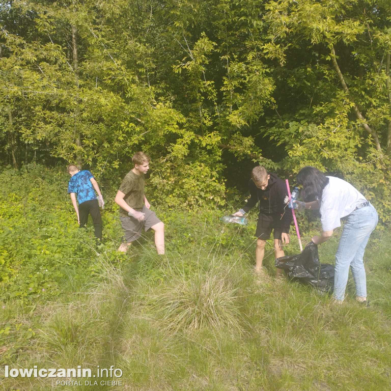 Akcja sprzątania świata w Dąbkowicach