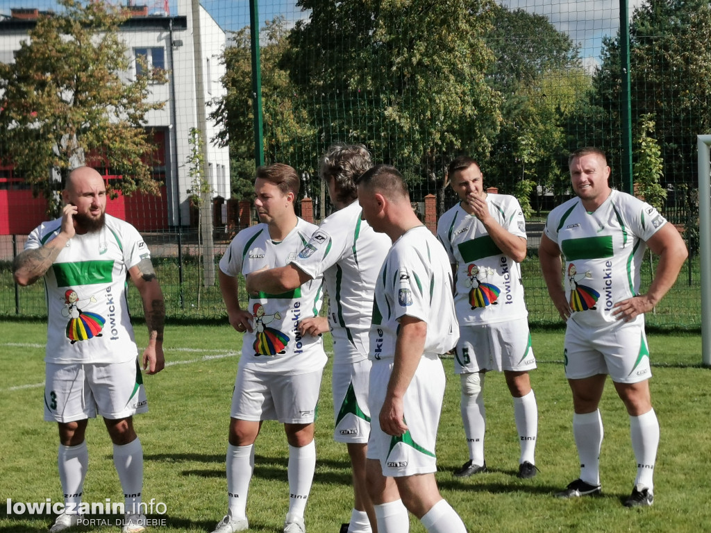 Mecz samorządowcy kontra uczniowie na Blichu