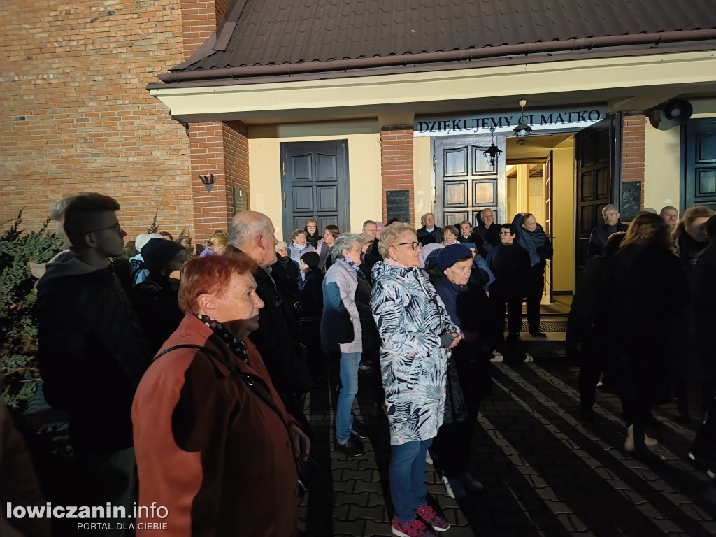 Różaniec ulicami Korabki