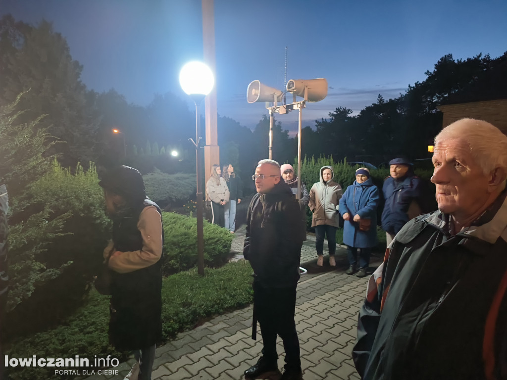 Różaniec ulicami Korabki