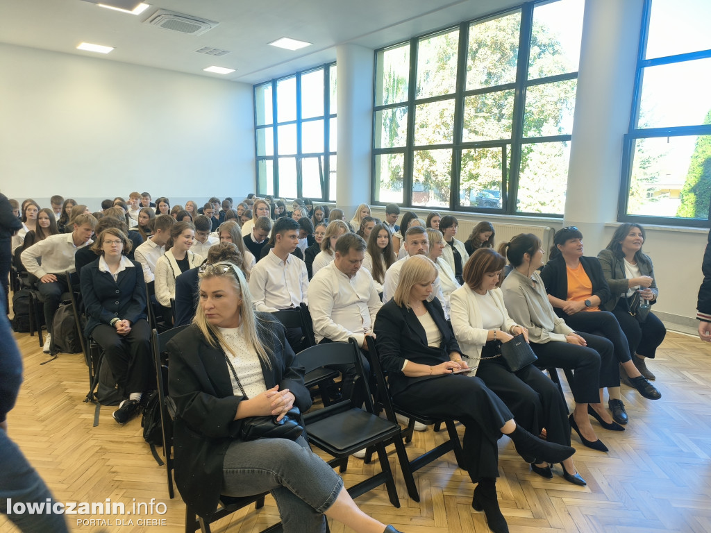 Dzień Edukacji Narodowej 2024 II LO Łowicz