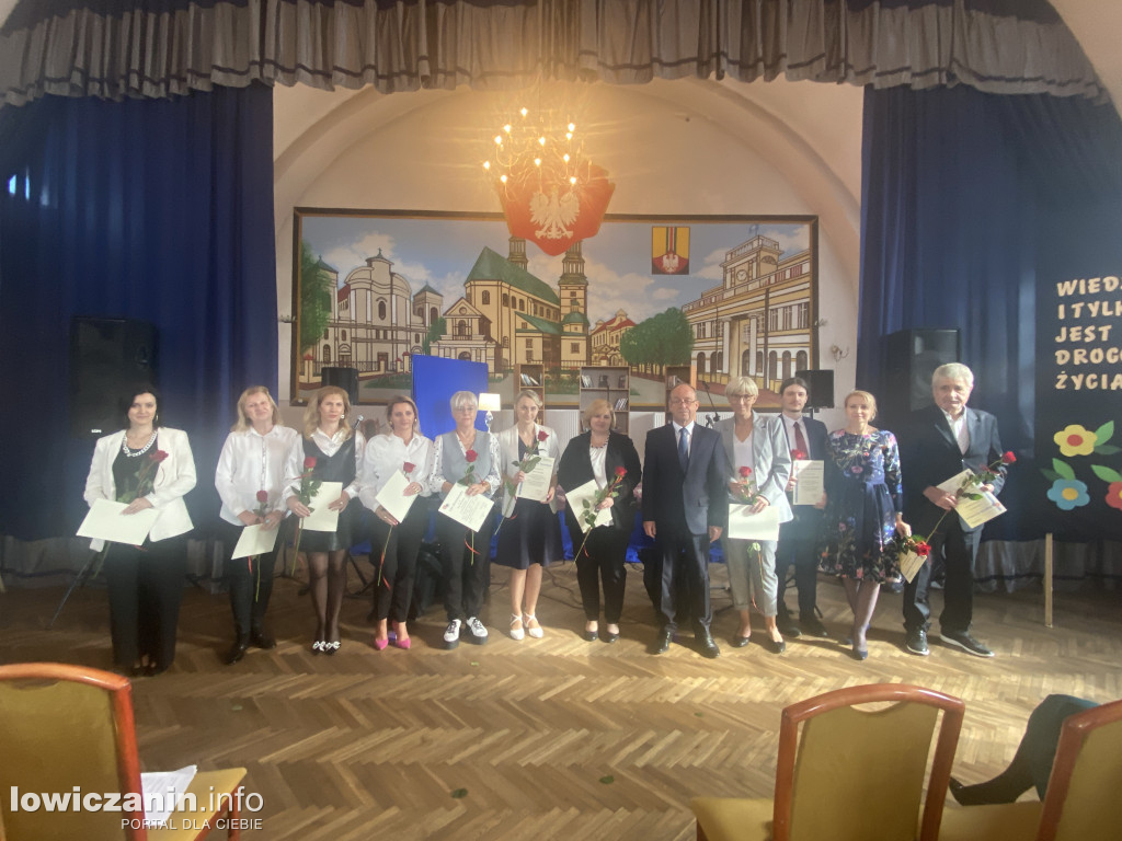  Dzień Edukacji Narodowej w ZST im. 10 Pułku Piechoty w Łowiczu