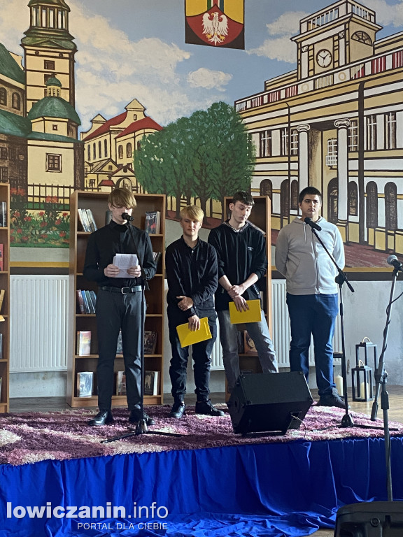  Dzień Edukacji Narodowej w ZST im. 10 Pułku Piechoty w Łowiczu